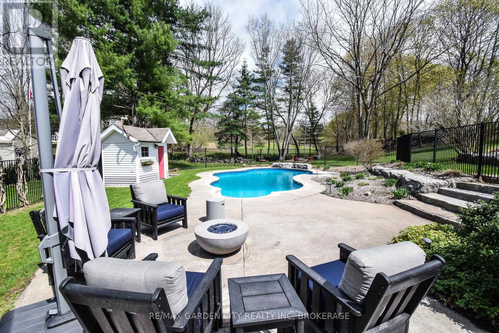 273 Canboro Road, Pelham (Fonthill), Ontario  L0S 1M0 - Photo 32 - X12127581
