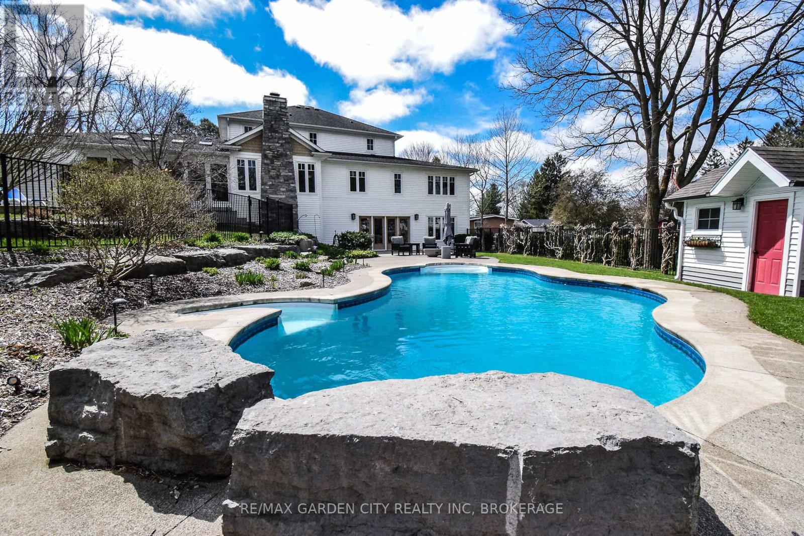 273 Canboro Road, Pelham (Fonthill), Ontario  L0S 1M0 - Photo 34 - X12127581