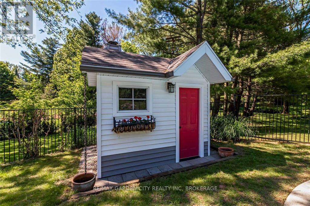 273 Canboro Road, Pelham (Fonthill), Ontario  L0S 1M0 - Photo 37 - X12127581