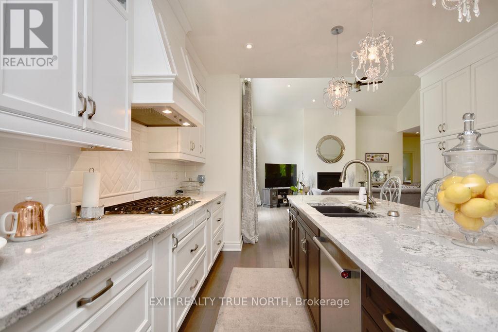 2 Sycamore Circle, Springwater, Ontario  L0L 2K0 - Photo 14 - S12127310