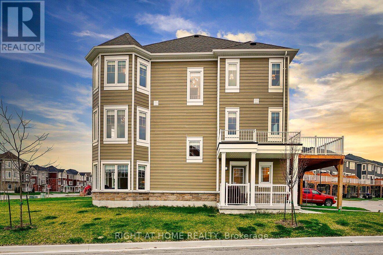 Property at 8 SPENCER BOULEVARD image 2