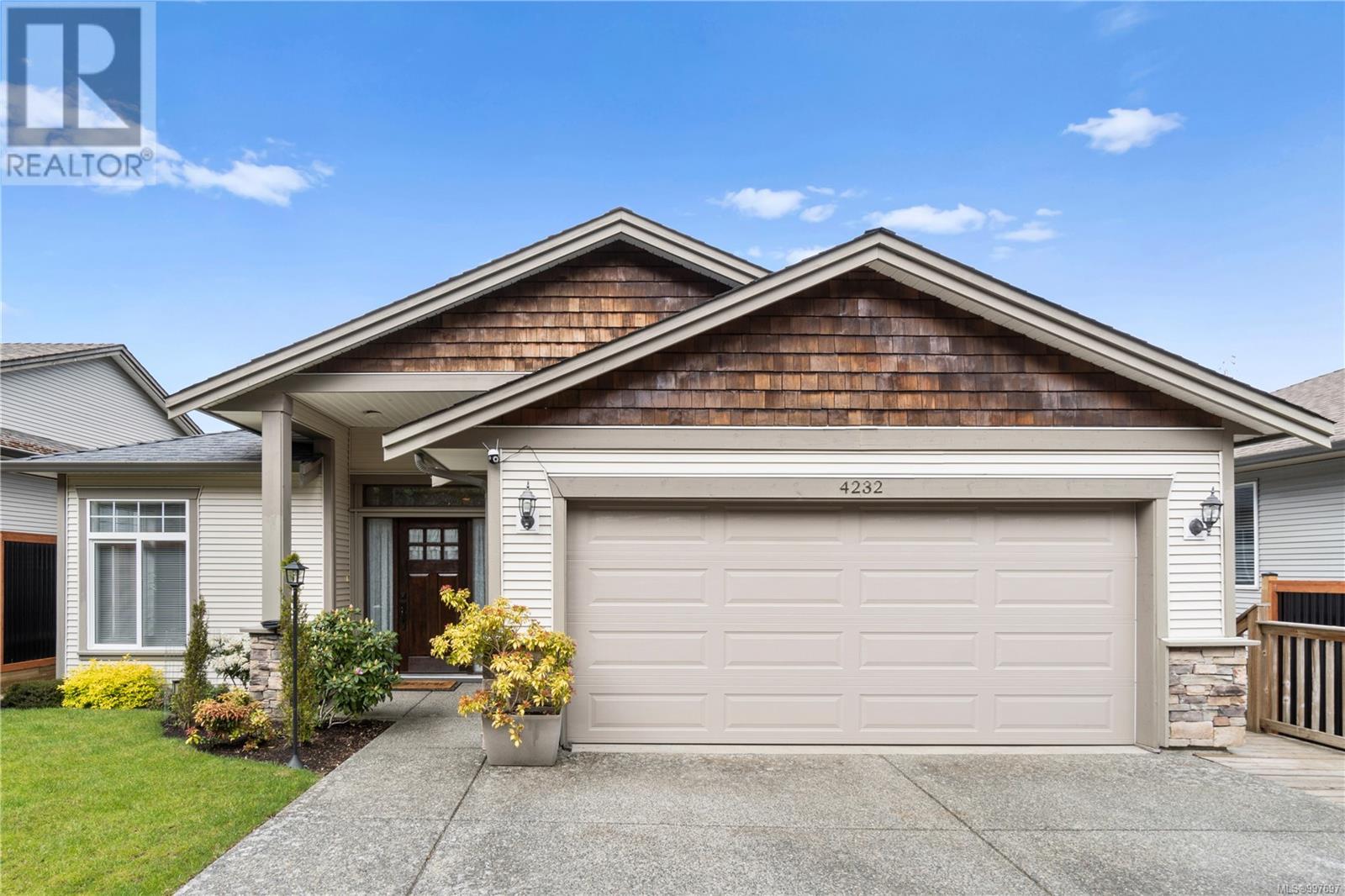 Property at 4232 Gulfview Dr image 1