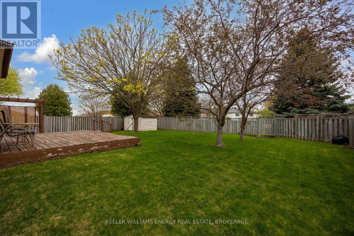 1037 Roundelay Court, Oshawa, Ontario  L1J 7R8 - Photo 38 - E12127591