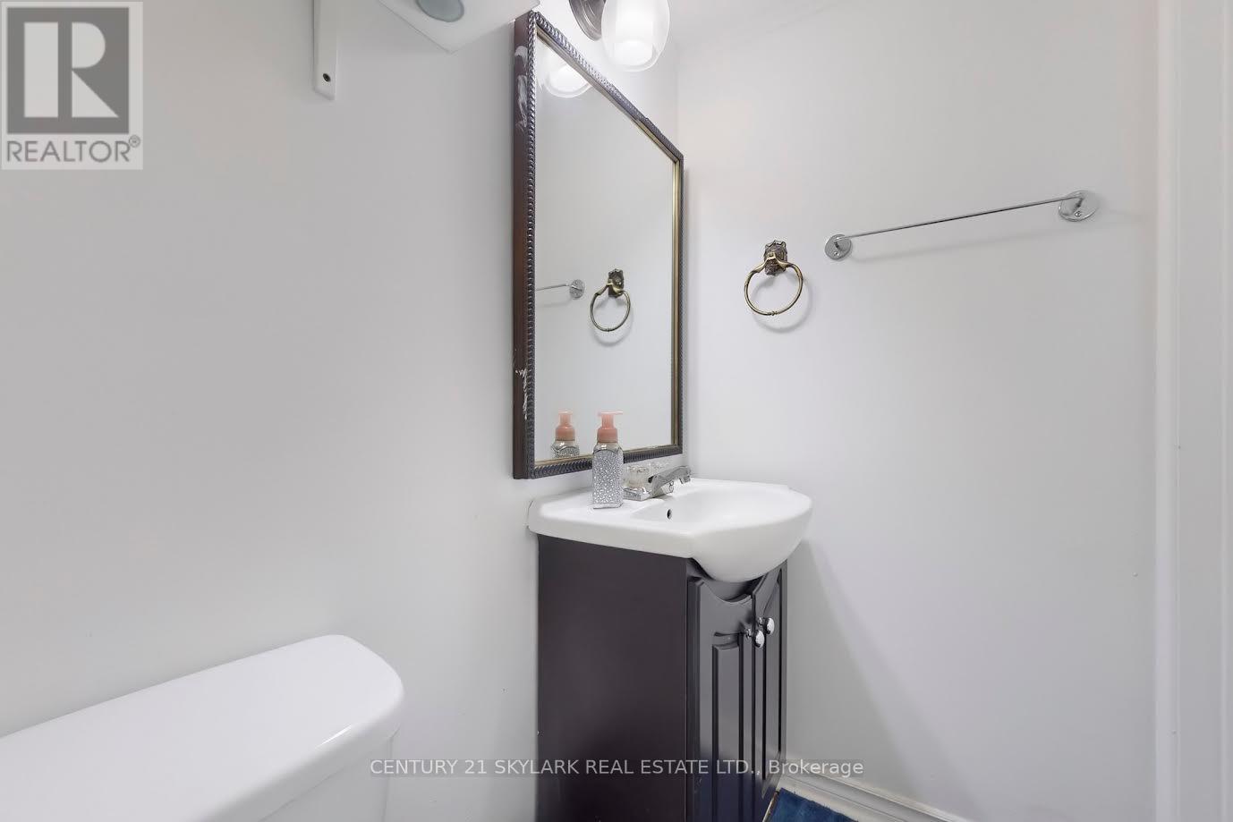 44 - 452 Silverstone Drive, Toronto, Ontario  M9V 3K8 - Photo 17 - W12123039