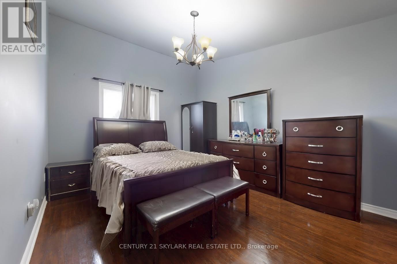 44 - 452 Silverstone Drive, Toronto, Ontario  M9V 3K8 - Photo 28 - W12123039