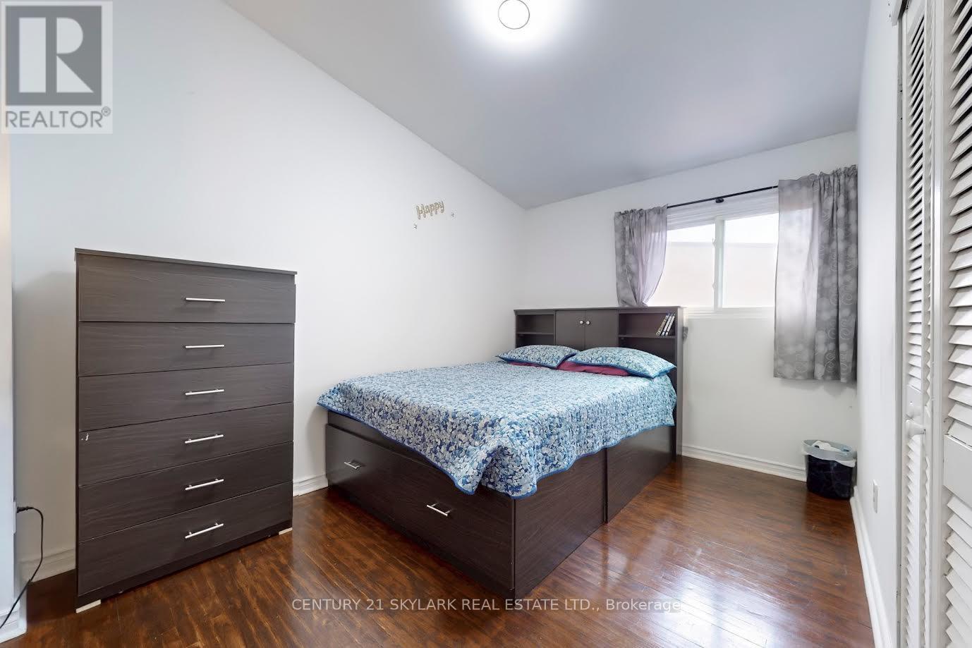 44 - 452 Silverstone Drive, Toronto, Ontario  M9V 3K8 - Photo 20 - W12123039