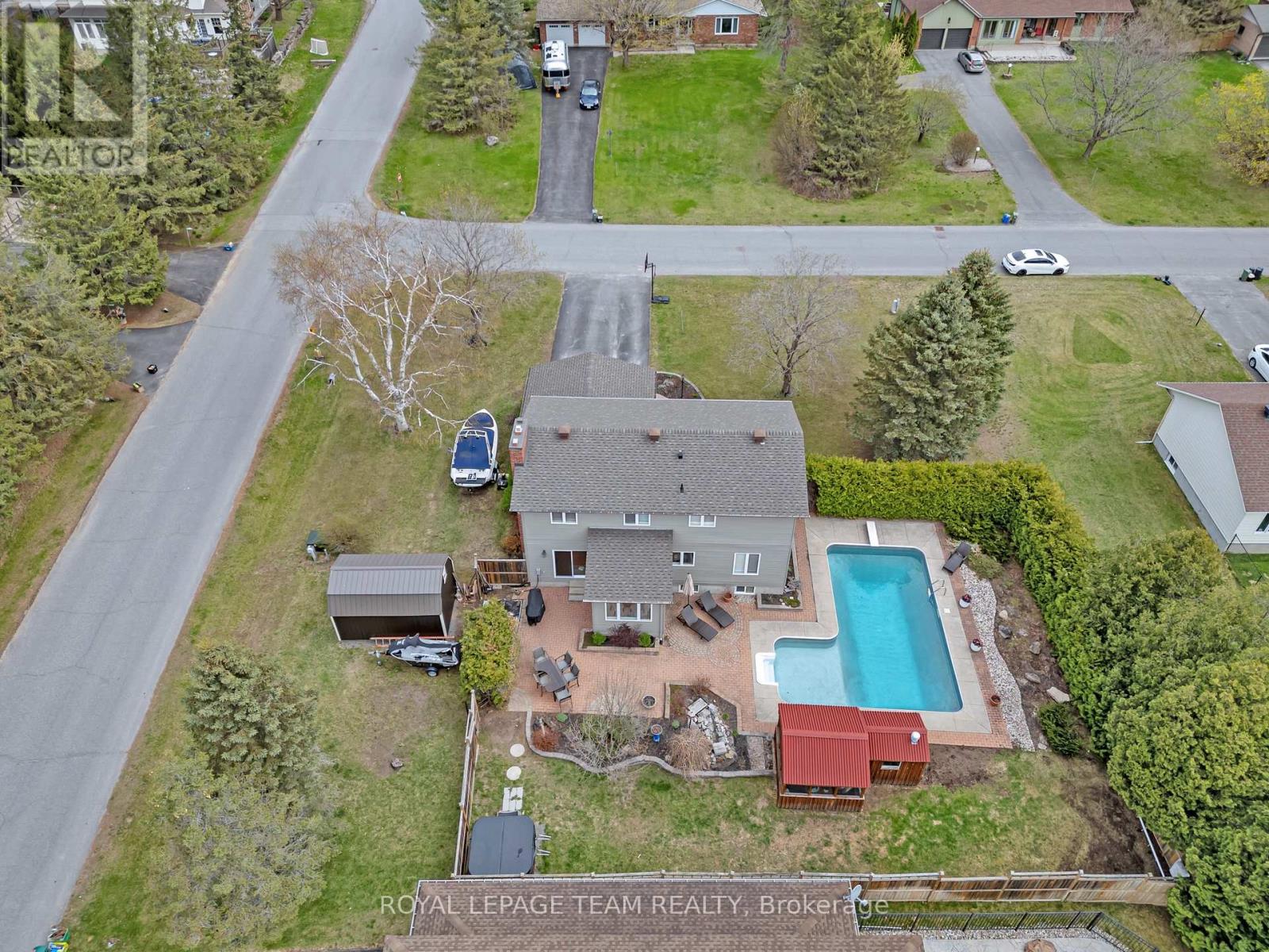 Property at 129 RIDGEVIEW DRIVE image 5