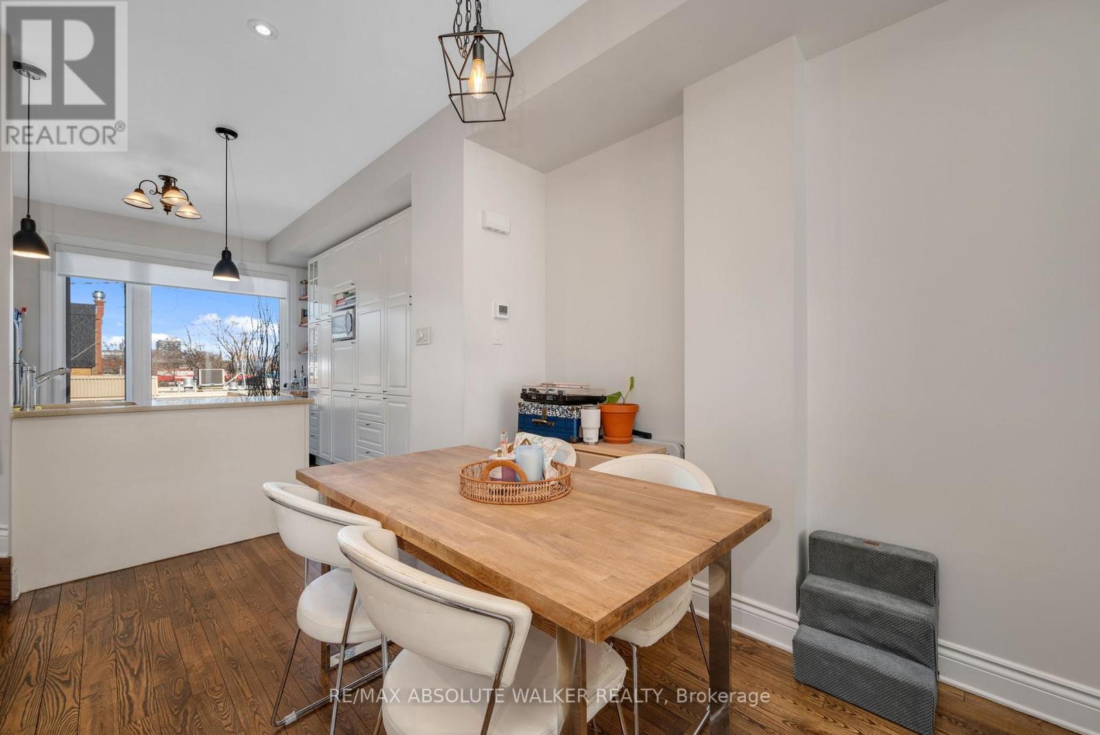 286 Cambridge Street N, Ottawa, Ontario  K1R 0B4 - Photo 10 - X12127596