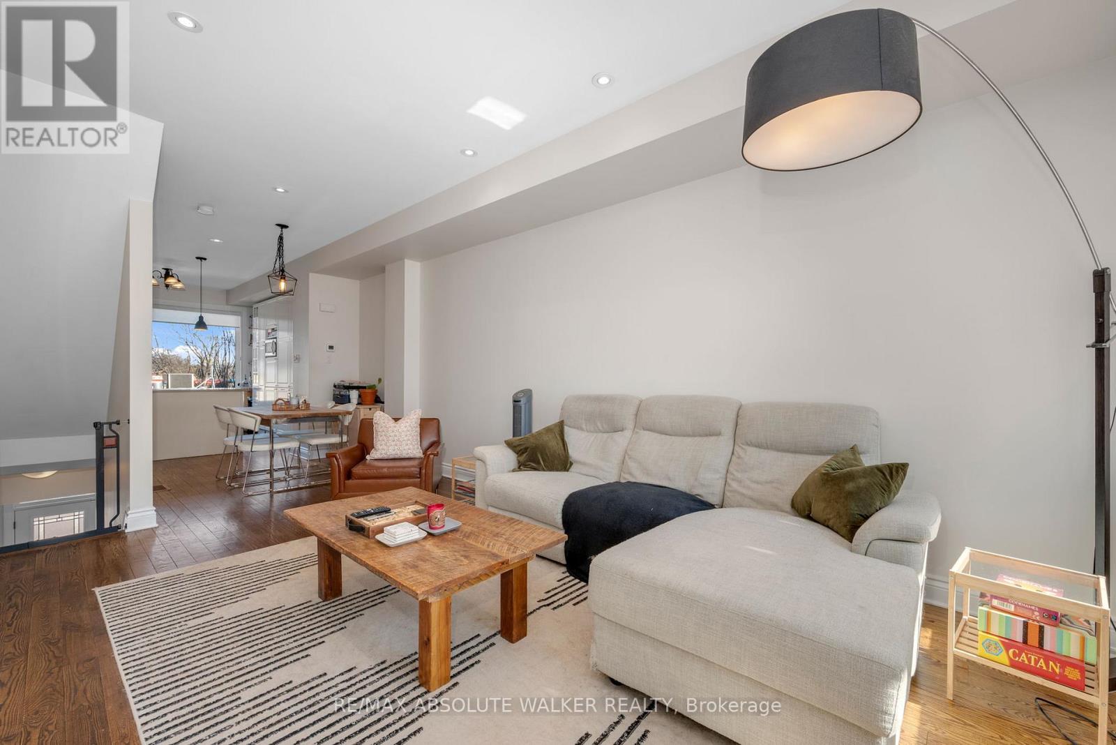 286 Cambridge Street N, Ottawa, Ontario  K1R 0B4 - Photo 6 - X12127596