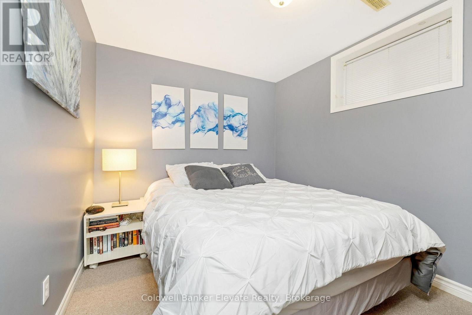 11 Hillside Drive, Halton Hills, Ontario  L7G 4W2 - Photo 34 - W12127181