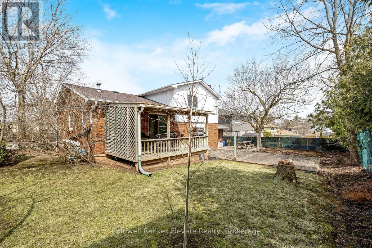 11 Hillside Drive, Halton Hills, Ontario  L7G 4W2 - Photo 41 - W12127181
