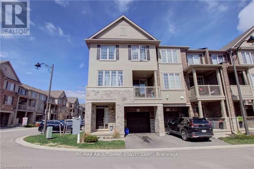 3113 Blackfriar Common, Oakville, Ontario  L6H 7E3 - Photo 1 - W12127231