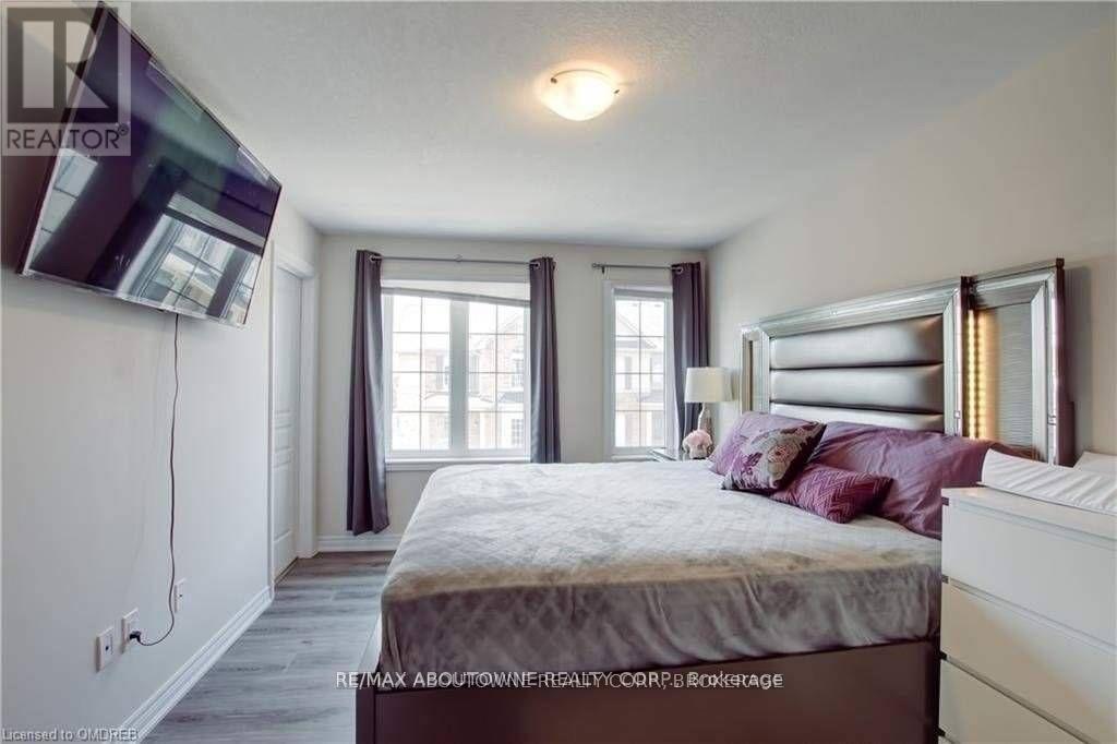 3113 Blackfriar Common, Oakville, Ontario  L6H 7E3 - Photo 16 - W12127231