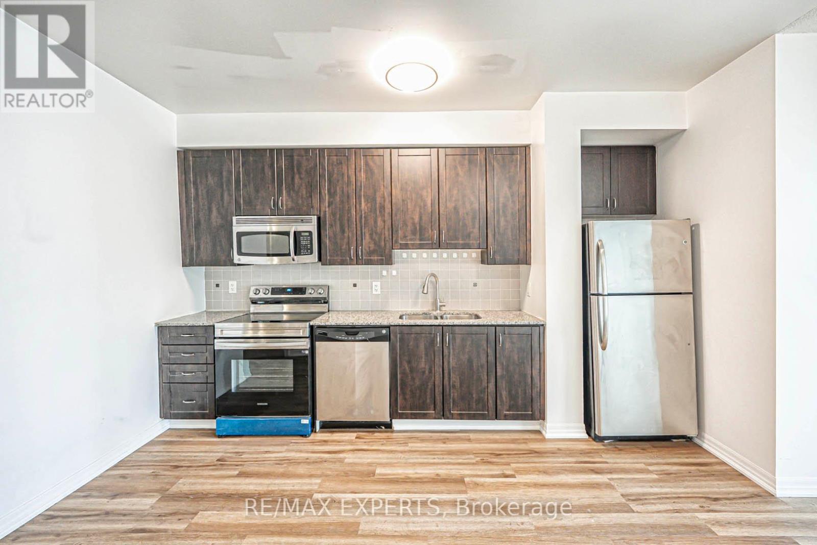 2606 - 223 Webb Drive, Mississauga, Ontario  L5B 0E8 - Photo 16 - W12127249