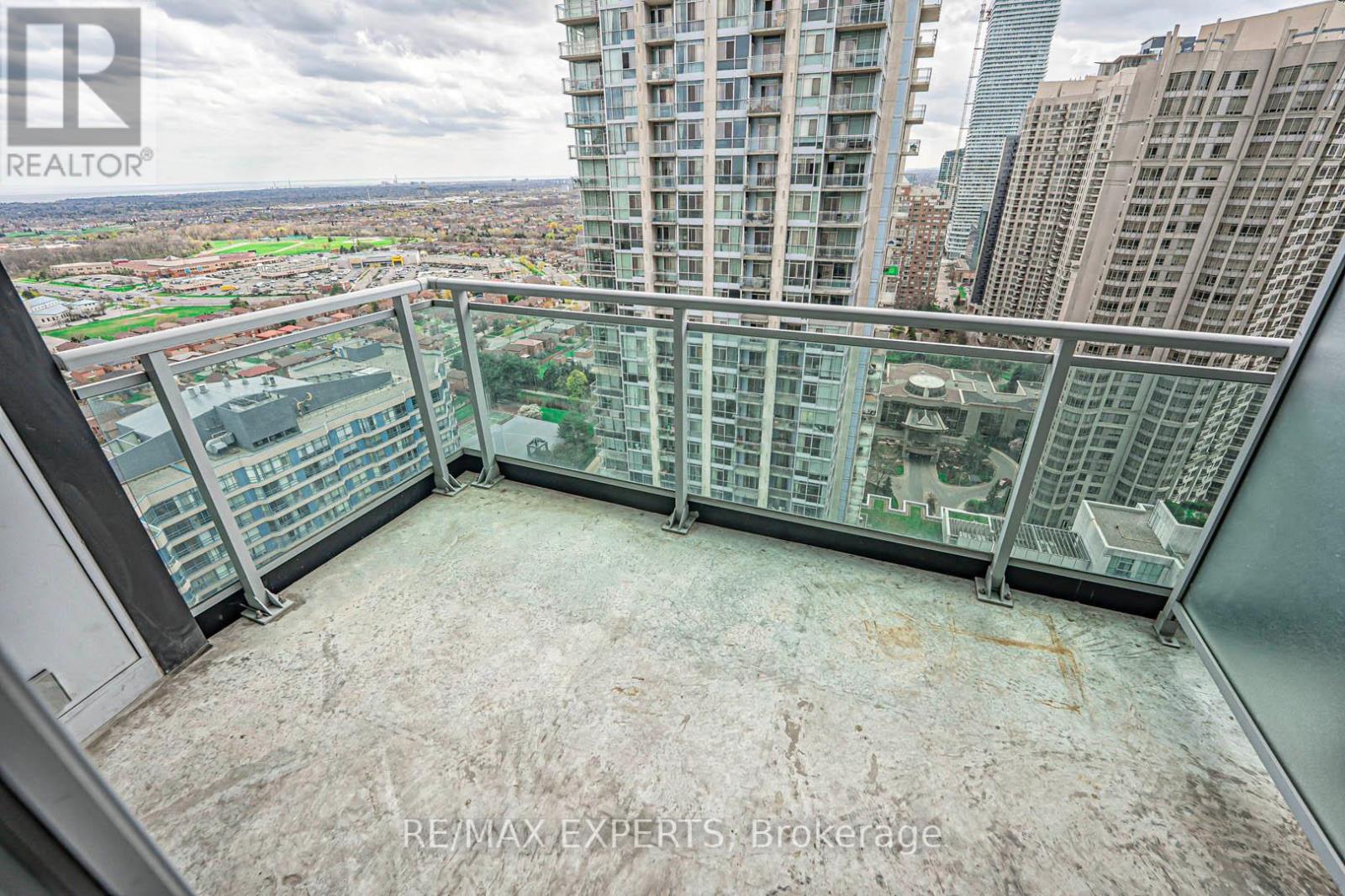 2606 - 223 Webb Drive, Mississauga, Ontario  L5B 0E8 - Photo 24 - W12127249
