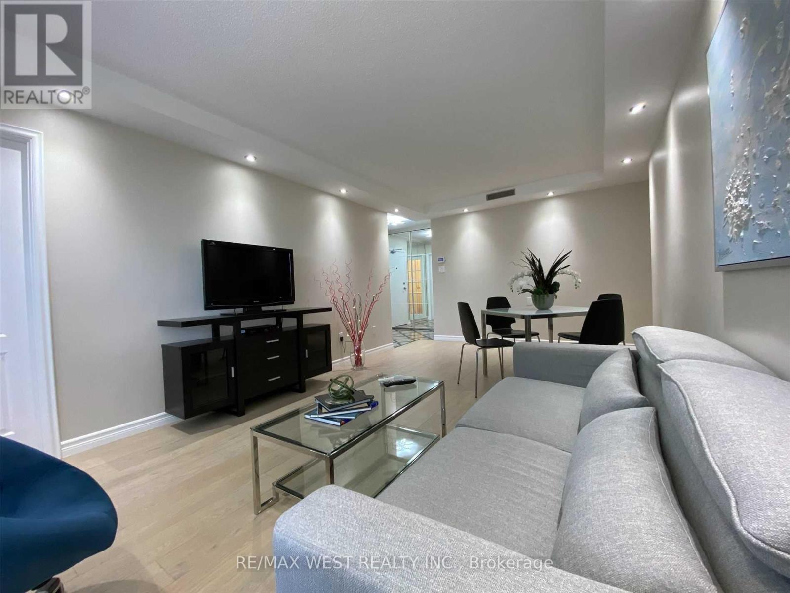 503 - 45 Southport Street, Toronto, Ontario  M6S 3N5 - Photo 7 - W12127268