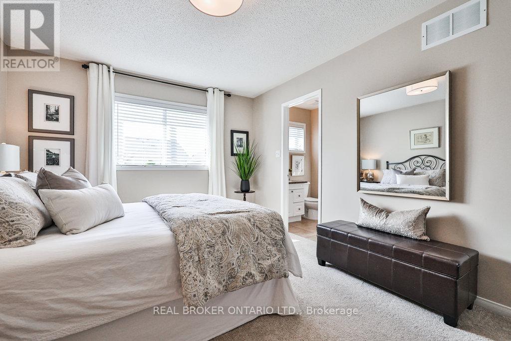 36 Sloan Drive, Milton, Ontario  L9T 5P7 - Photo 20 - W12127289