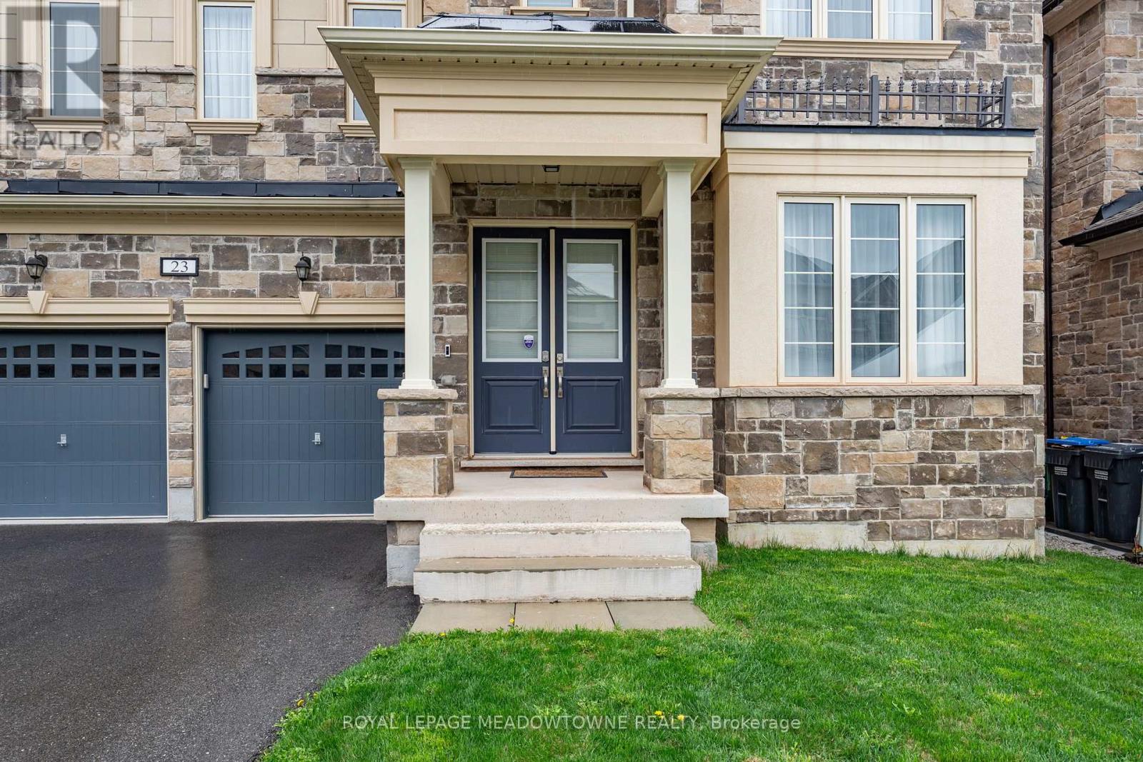 23 Abigail Grace Crescent, Brampton, Ontario  L6X 5R2 - Photo 2 - W12127324