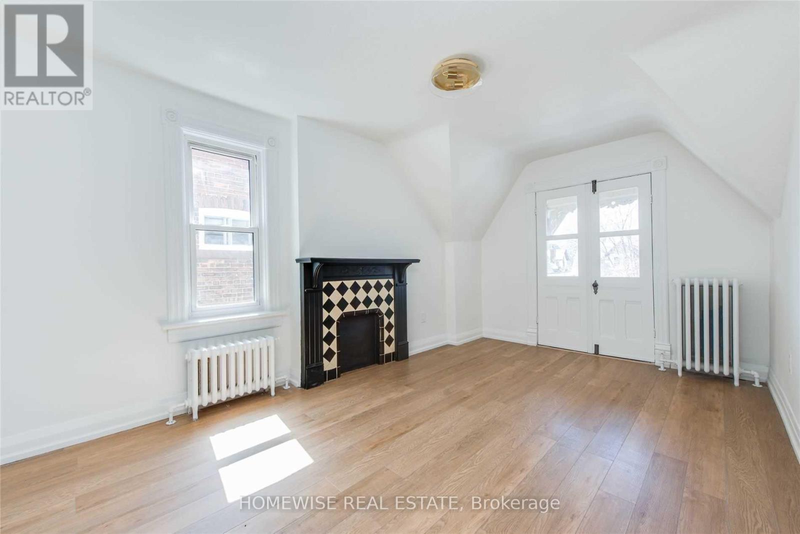3 - 183 Dowling Avenue, Toronto, Ontario  M6K 3B2 - Photo 5 - W12127330