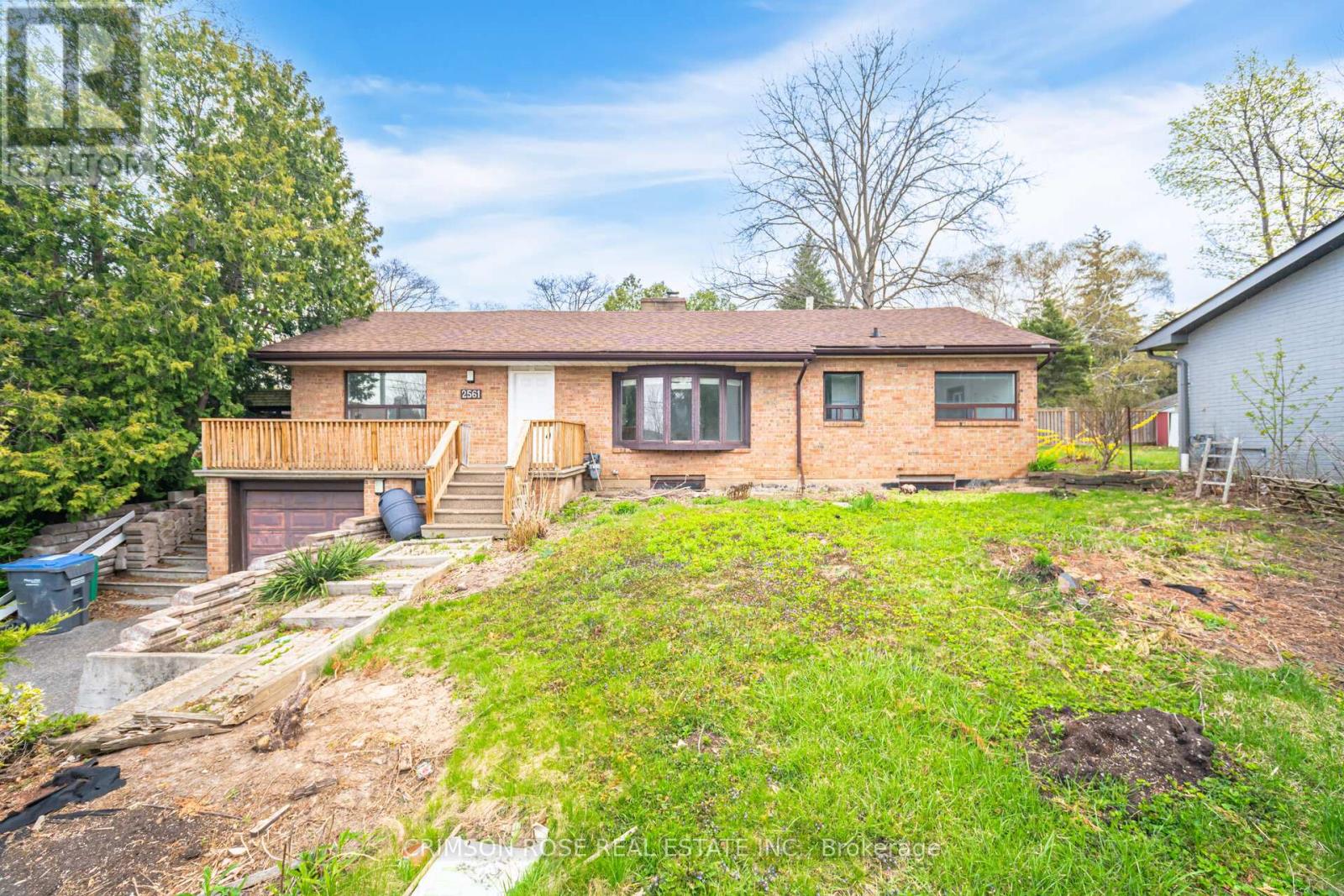 2561 Mindemoya Road, Mississauga, Ontario  L5C 2R1 - Photo 1 - W12127361