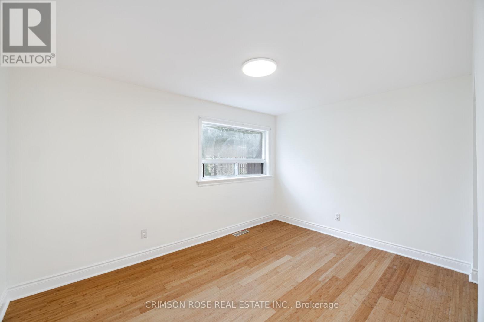 2561 Mindemoya Road, Mississauga, Ontario  L5C 2R1 - Photo 24 - W12127361