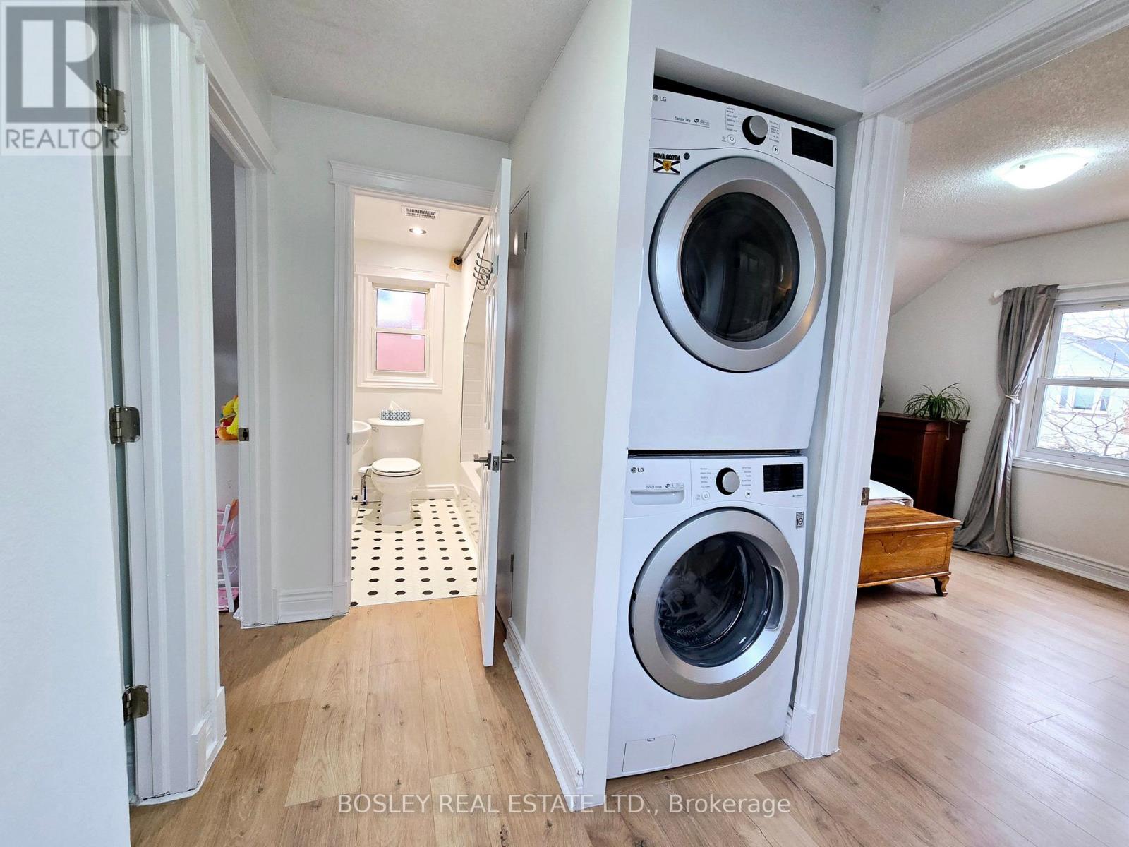 104 Aileen Avenue, Toronto, Ontario  M6M 1E9 - Photo 13 - W12127405