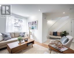 104 AILEEN AVENUE, Toronto, Ontario