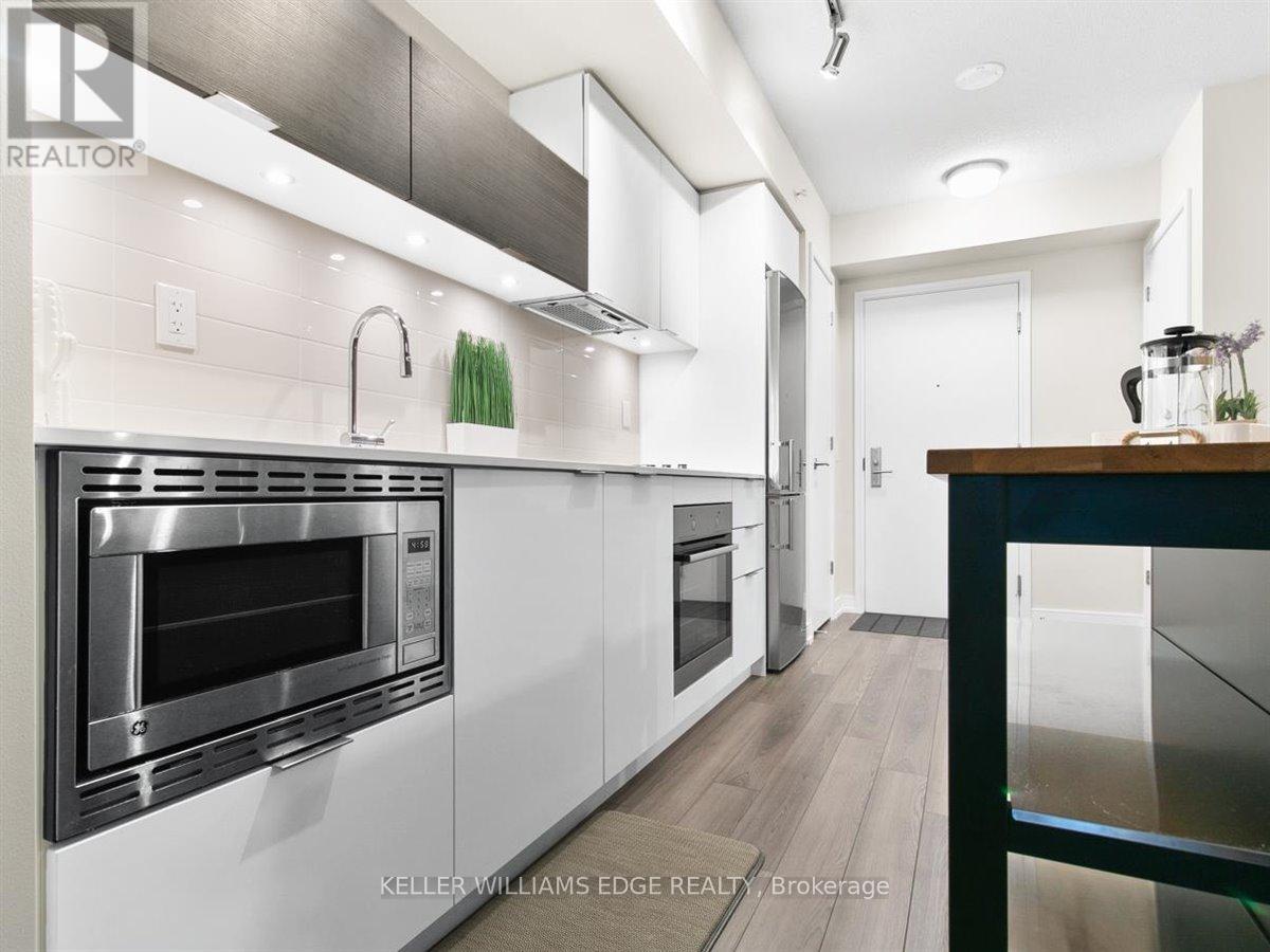 301 - 20 Thomas Riley Road, Toronto, Ontario  M9B 0C3 - Photo 14 - W12127438