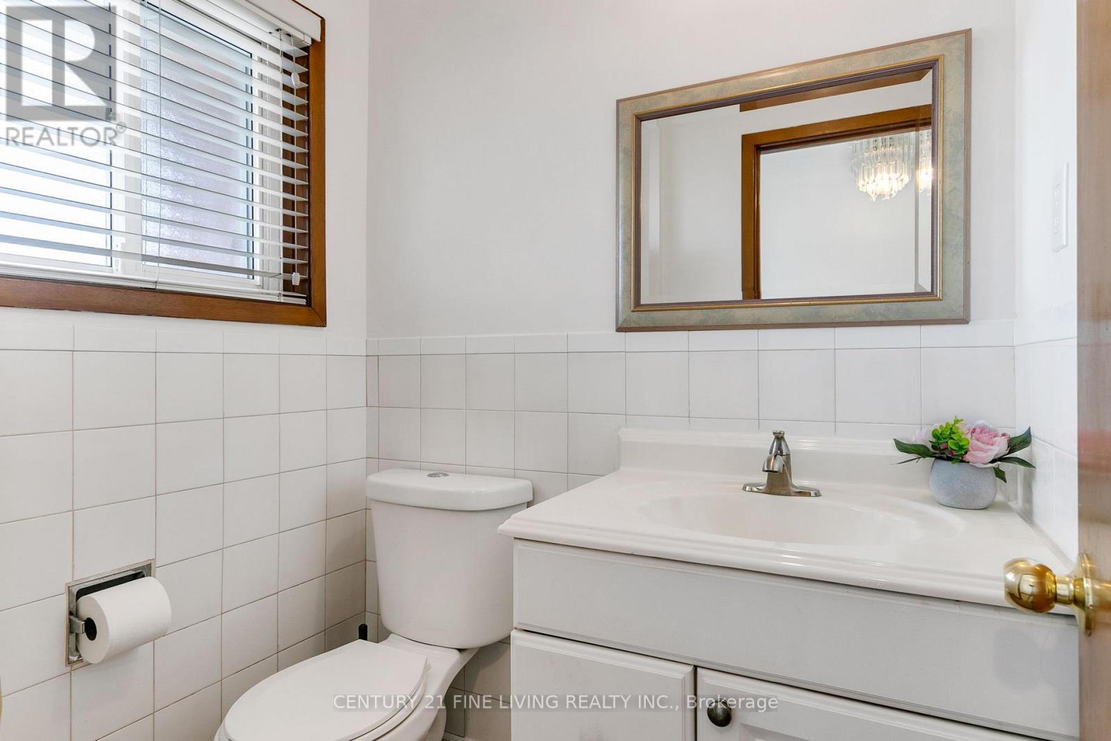 603 Brown's Line, Toronto, Ontario  M8W 3V3 - Photo 33 - W12127441