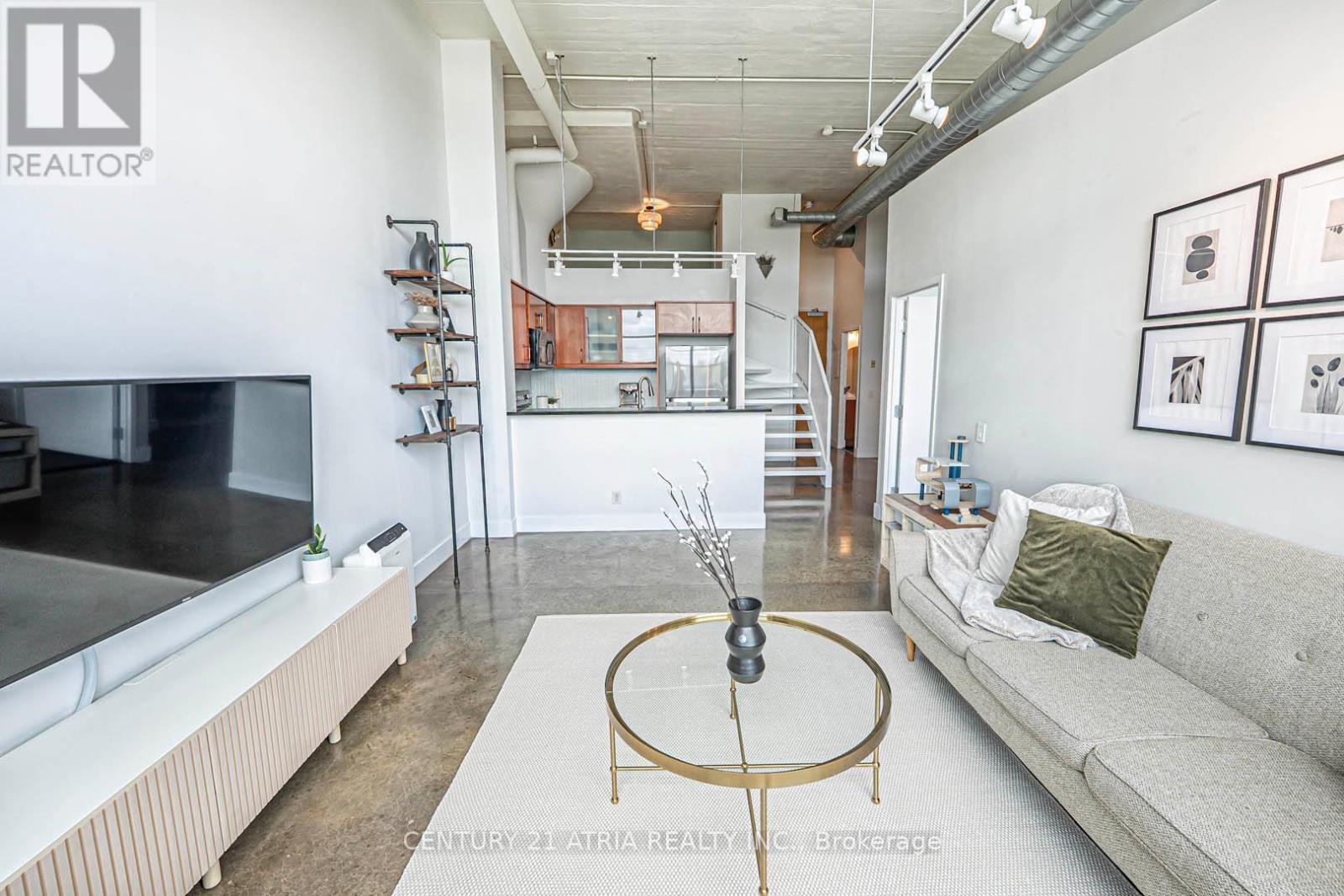318 - 1001 Roselawn Avenue, Toronto, Ontario  M6B 4M4 - Photo 17 - W12127476