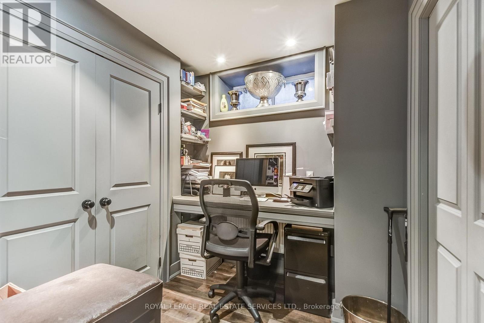 39 Strath Avenue, Toronto, Ontario  M8X 1R2 - Photo 17 - W12127493