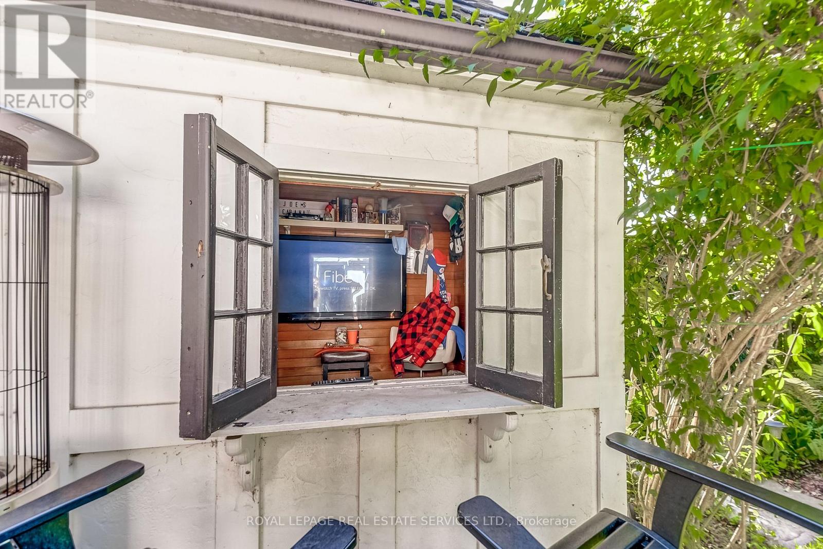 39 Strath Avenue, Toronto, Ontario  M8X 1R2 - Photo 19 - W12127493