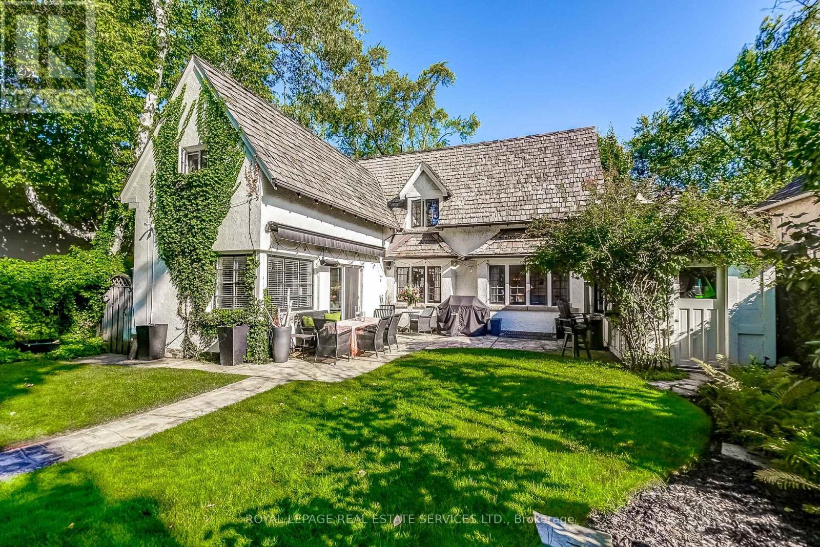 39 Strath Avenue, Toronto, Ontario  M8X 1R2 - Photo 20 - W12127493