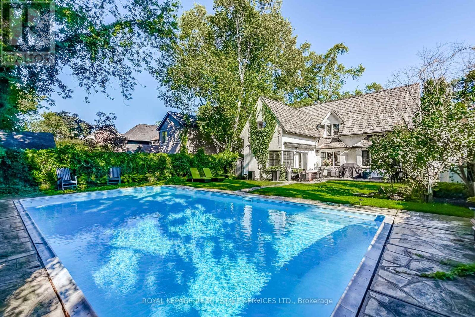 39 Strath Avenue, Toronto, Ontario  M8X 1R2 - Photo 22 - W12127493