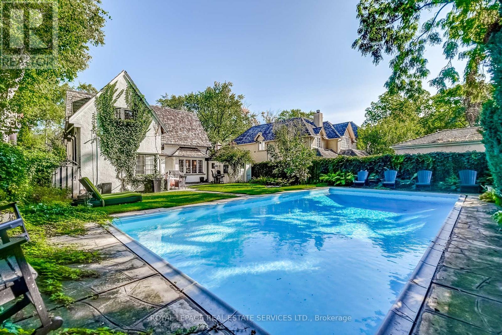 39 Strath Avenue, Toronto, Ontario  M8X 1R2 - Photo 23 - W12127493