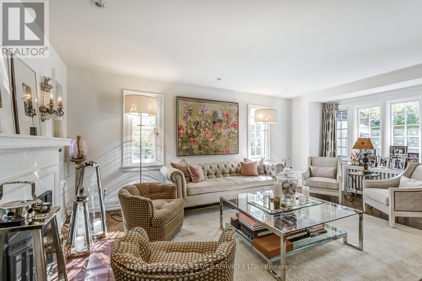 39 Strath Avenue, Toronto, Ontario  M8X 1R2 - Photo 6 - W12127493