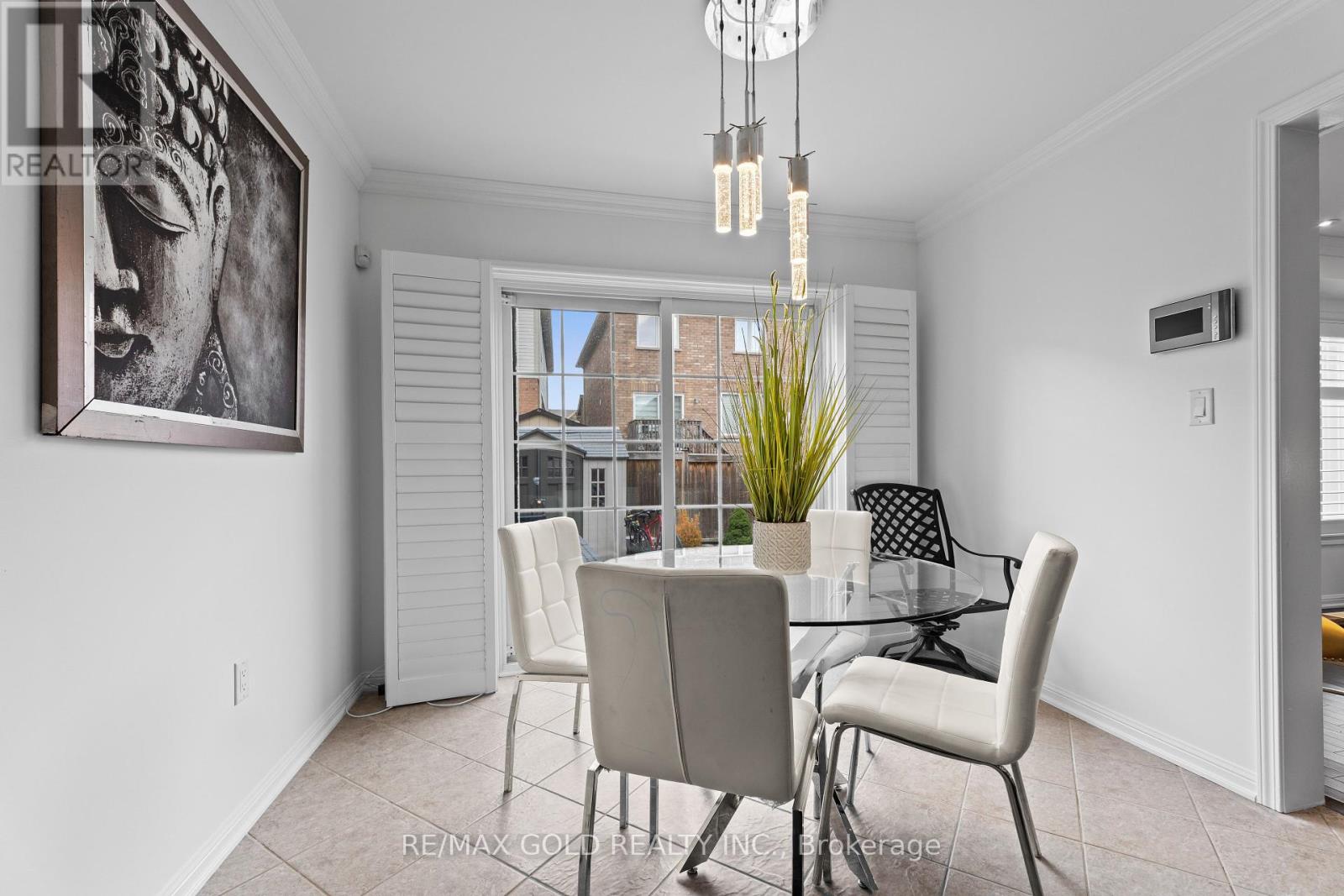 15 Agricola Road, Brampton, Ontario  L7A 0V1 - Photo 7 - W12127495
