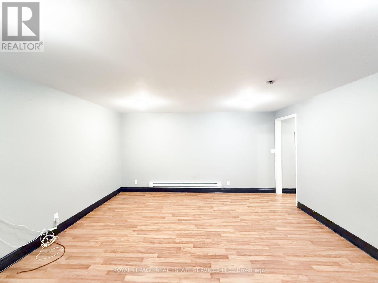 LOWER - 3352 DUNDAS STREET W, Toronto, Ontario
