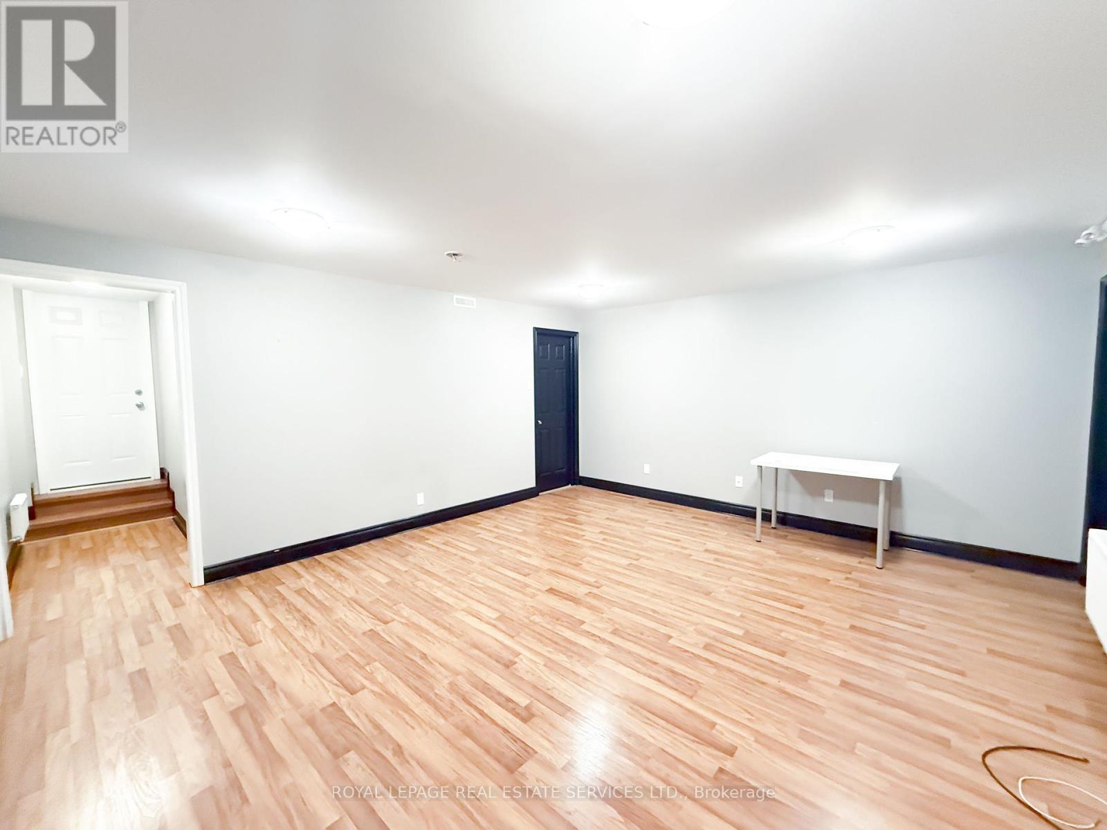 Lower - 3352 Dundas Street W, Toronto, Ontario  M6P 2A4 - Photo 9 - W12127503