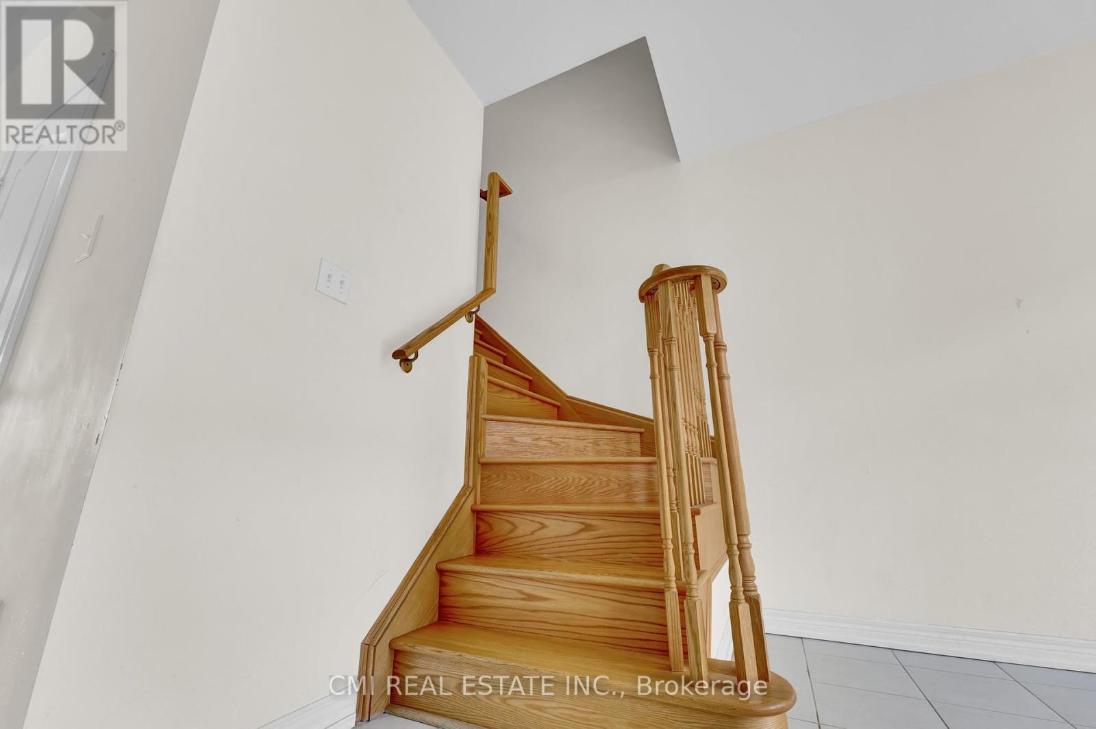 39 Sea Drifter Crescent, Brampton, Ontario  L6P 2S1 - Photo 19 - W12127512
