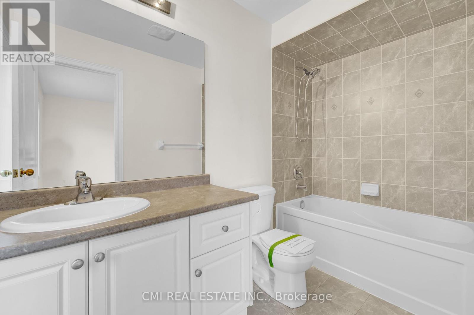 39 Sea Drifter Crescent, Brampton, Ontario  L6P 2S1 - Photo 25 - W12127512