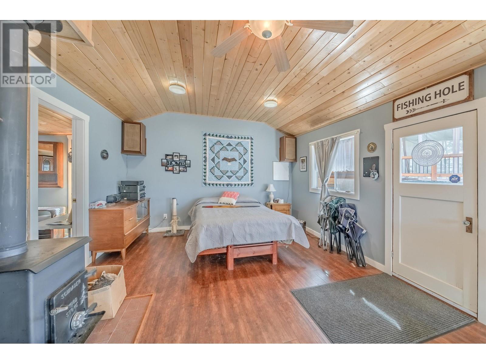 4677 CAVERLY ROAD Lac La Hache Photo 34