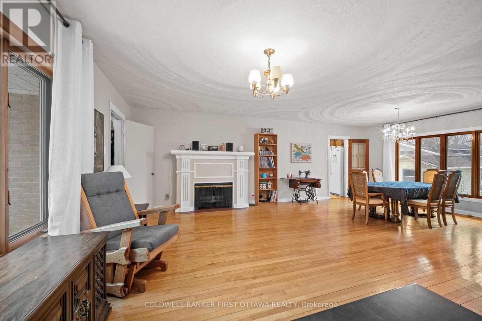 Property at 878 IVANHOE AVENUE image 5