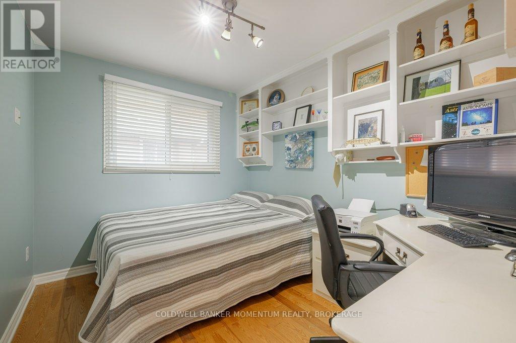 40 Black Knight Road, St. Catharines (Lakeport), Ontario  L2N 3C2 - Photo 21 - X12123118