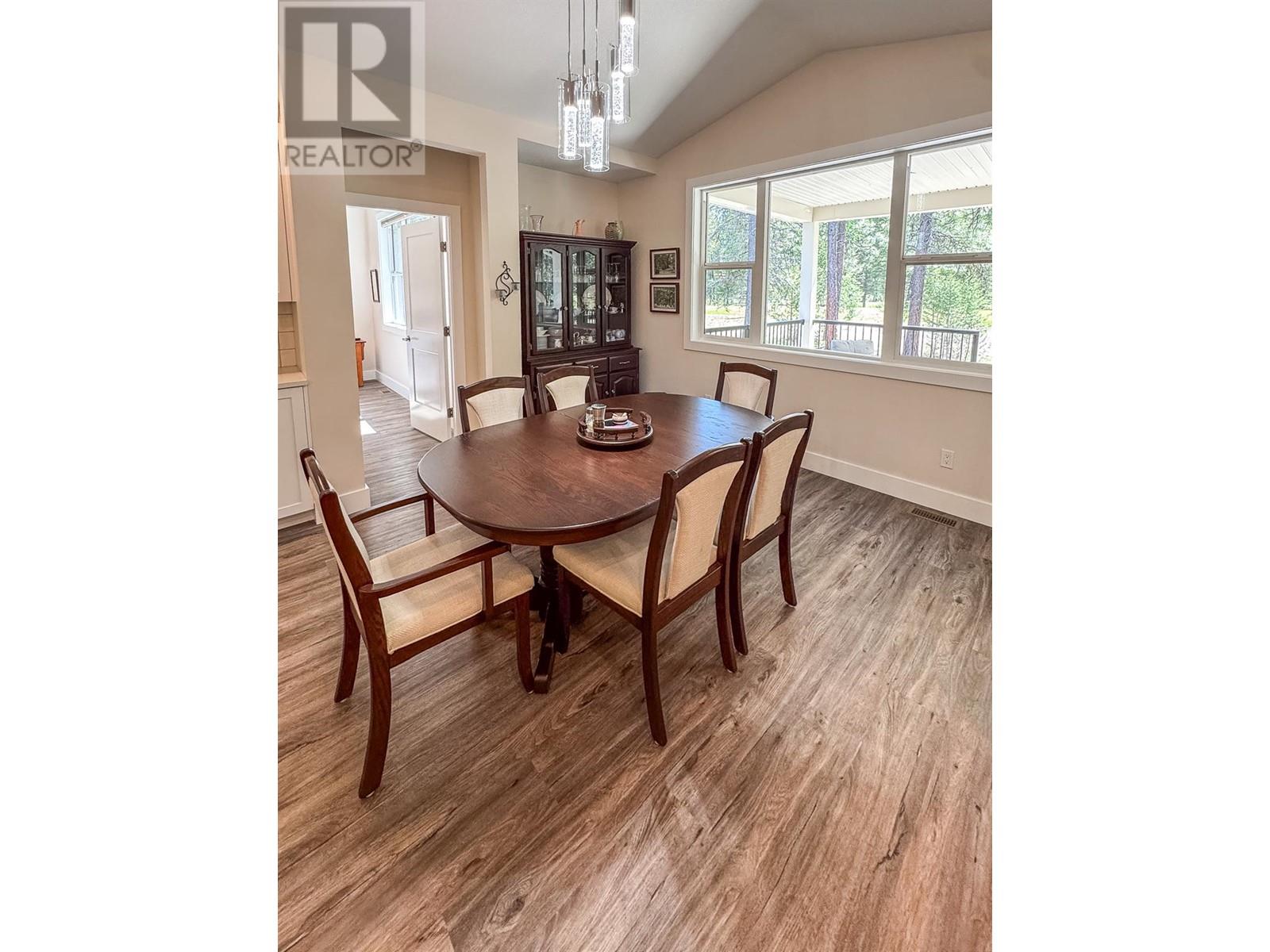 245 Shadow Mountain Boulevard, Cranbrook, British Columbia V1C 0C6 - Photo 11 - 10346520