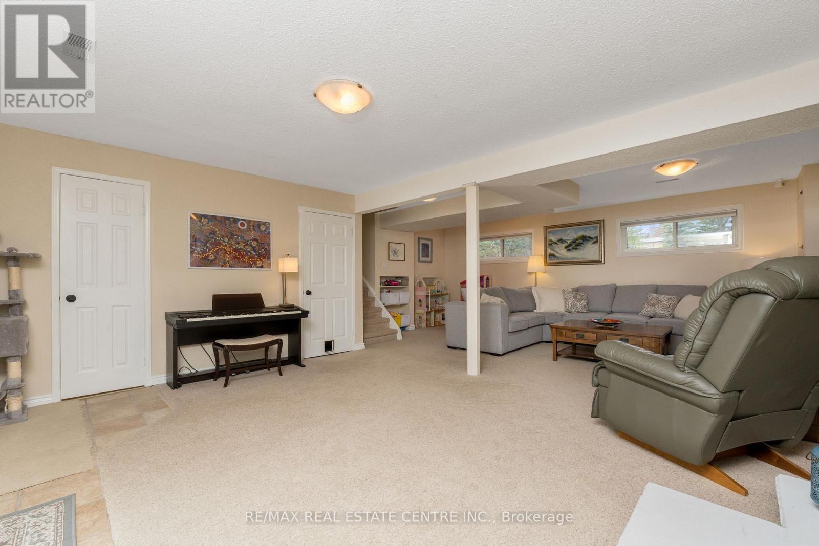 25 Erin Heights Drive, Erin, Ontario  N0B 1T0 - Photo 32 - X12127198