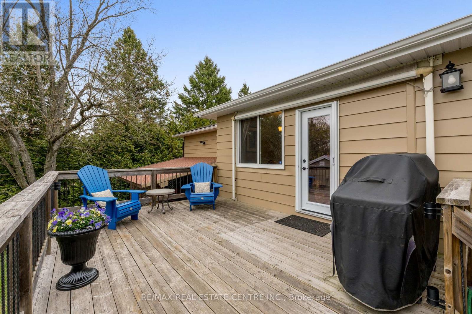 25 Erin Heights Drive, Erin, Ontario  N0B 1T0 - Photo 37 - X12127198