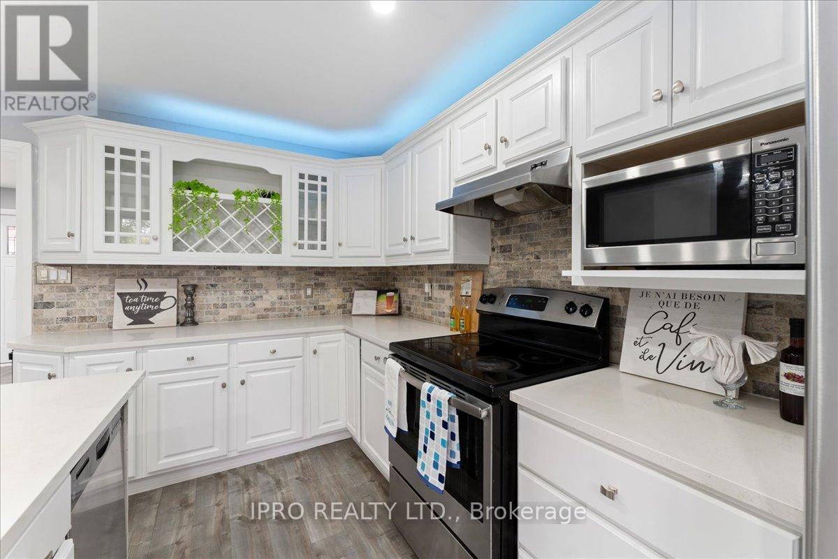 143 Bayne Crescent, Cambridge, Ontario  N1T 1K5 - Photo 12 - X12127285