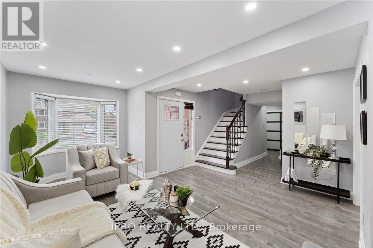 Property at 143 BAYNE CRESCENT image 4