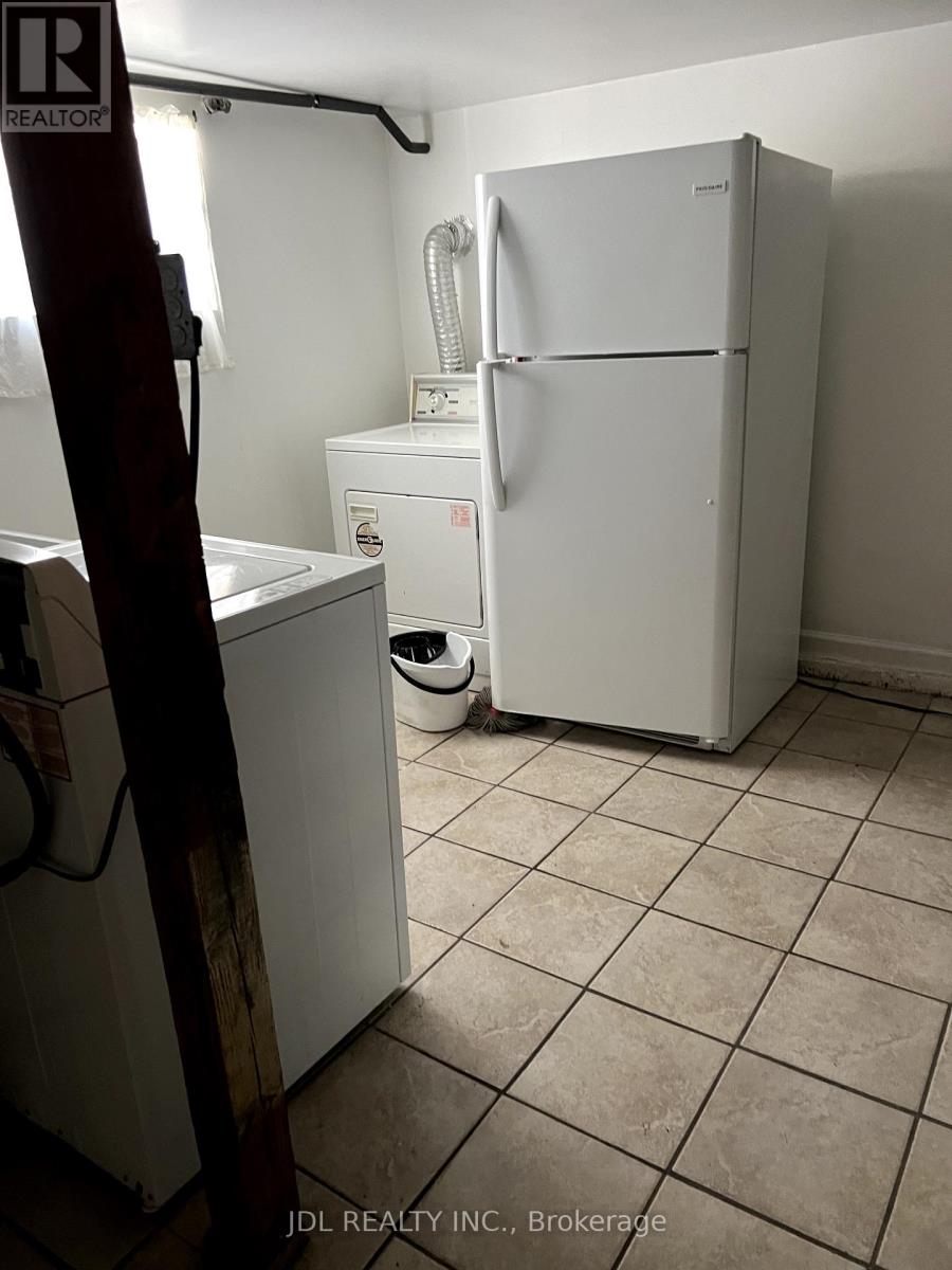 703-705 Partington Avenue, Windsor, Ontario  N9B 2N6 - Photo 25 - X12127420